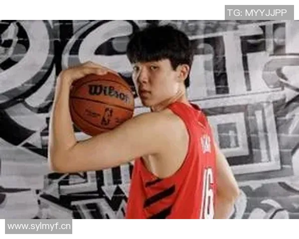 杨瀚森的时尚品味如何格兰特愿意提供穿搭建议