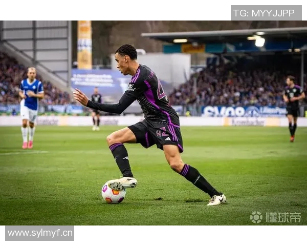 穆西亚拉今日完成个人训练状态回暖但出战科隆仍存疑虑